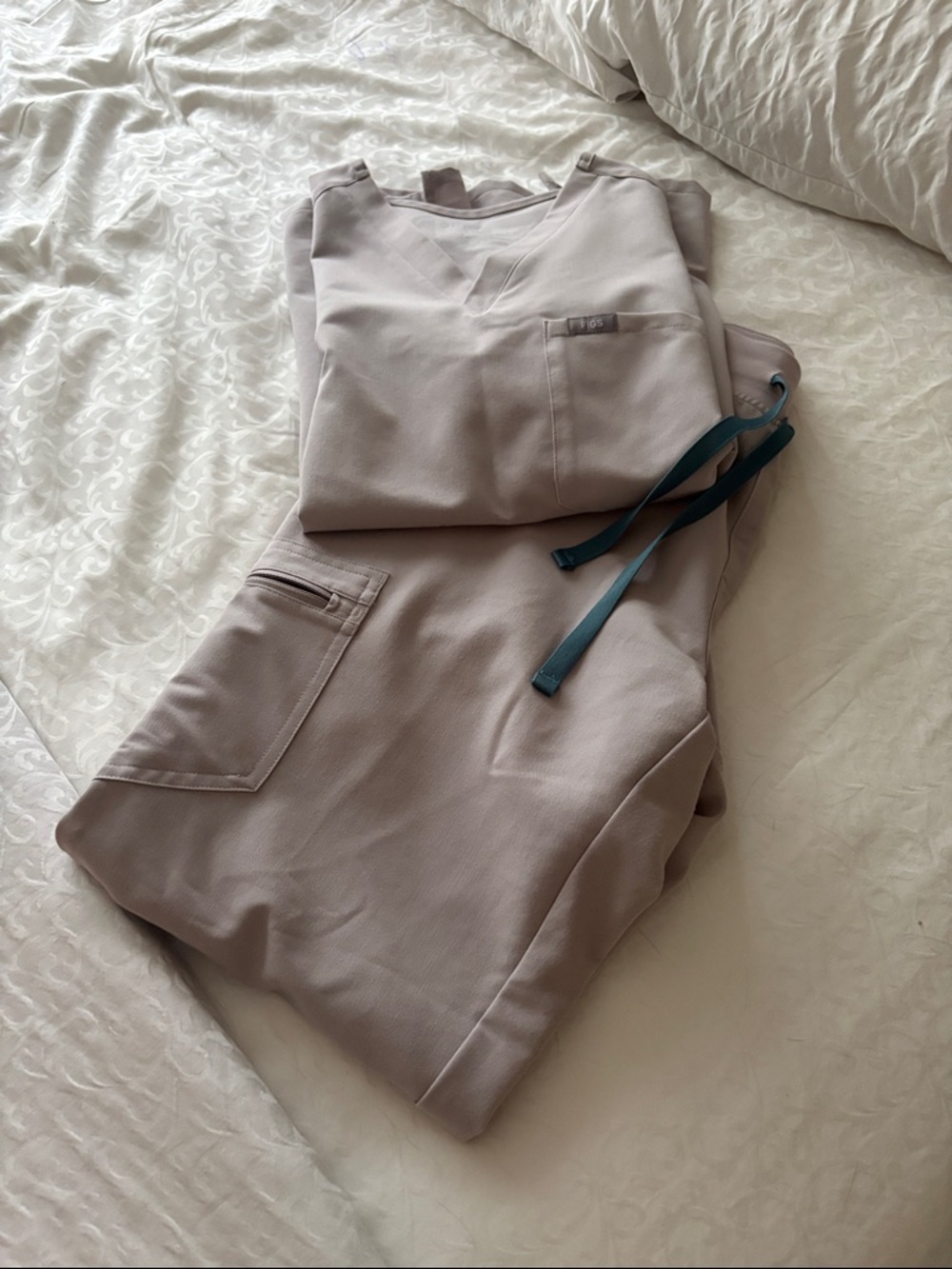 Women’s Figs Scrub Set
